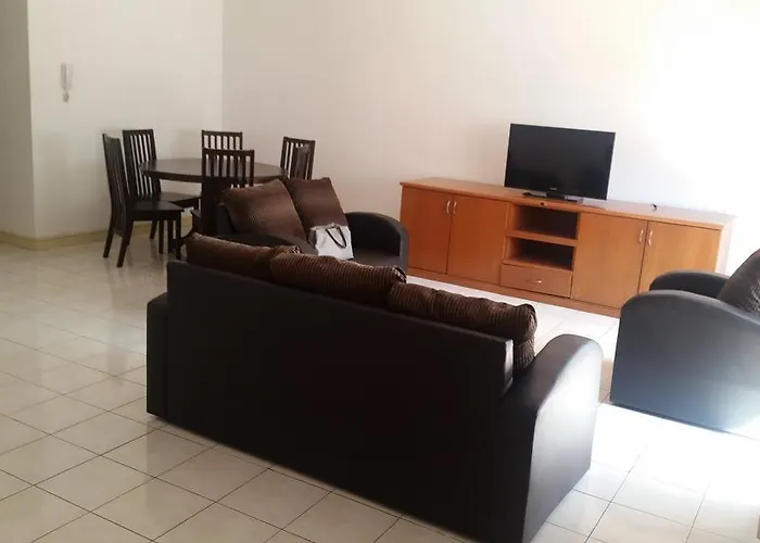 T & H Vacation Condo @Marina Court