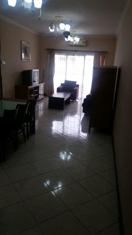 T & H Vacation @marina Court *