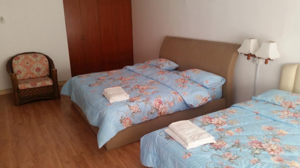 T & H Vacation @marina Court Apartemen